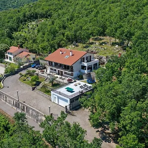 Ferienhaus Großes Reihenhaus Mit Viel Grün Und Meerblick, Mošćenička Draga